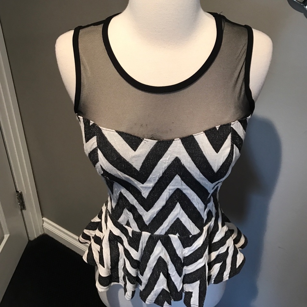 Mandee Black and White Chevron Pattern Peplum Top